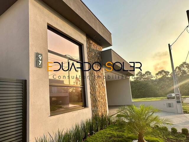 Casa para Venda em Caçapava - 3