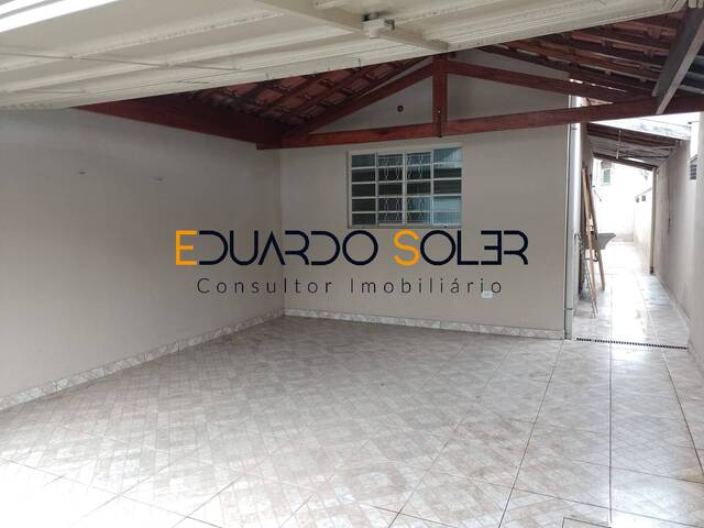Casa para Venda em Taubaté - 3
