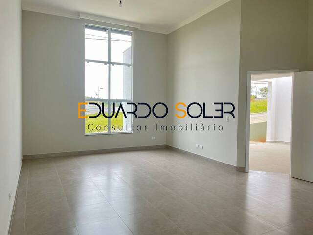 Casa para Venda em Taubaté - 2