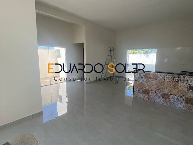 Casa para Venda em Taubaté - 3