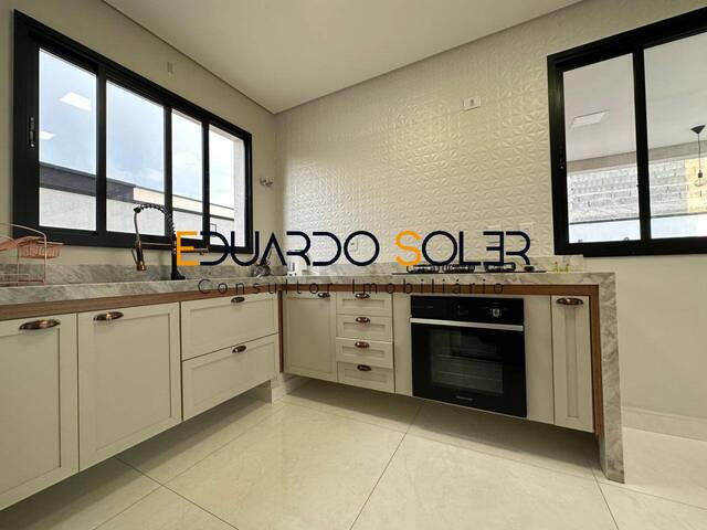 Casa para Venda em Taubaté - 2