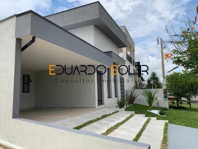 Casa para Venda em Caçapava - 2