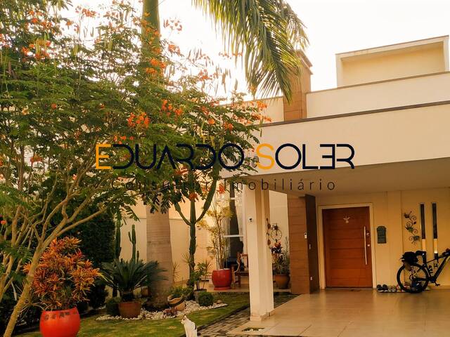 #110 - Casa para Venda em São José dos Campos - SP - 1