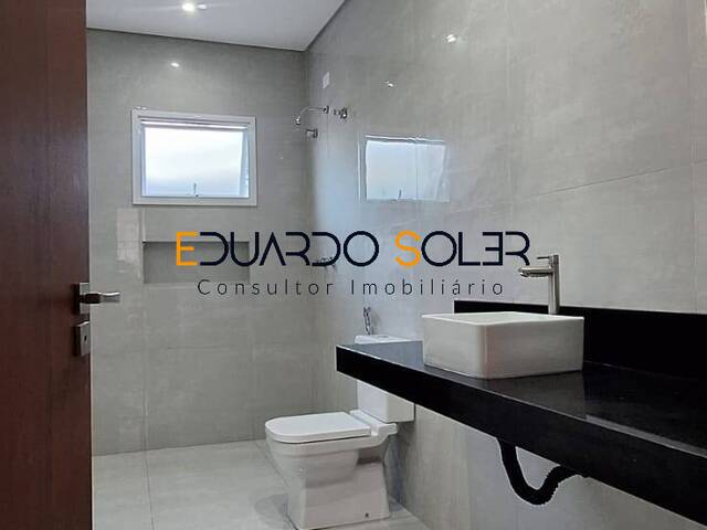Casa para Venda em Caçapava - 5