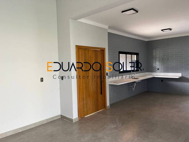 Casa para Venda em Caçapava - 5