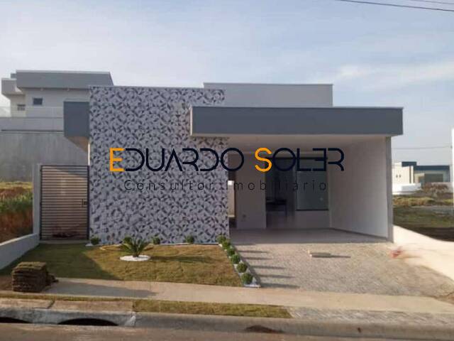 #166 - Casa para Venda em Taubaté - SP