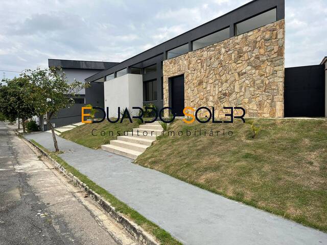 #205 - Casa para Venda em Caçapava - SP - 2