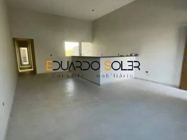 Casa para Venda em Taubaté - 3