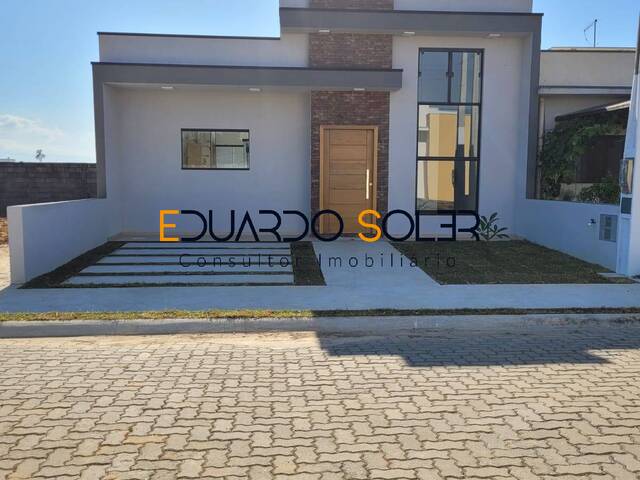 #268 - Casa para Venda em Taubaté - SP