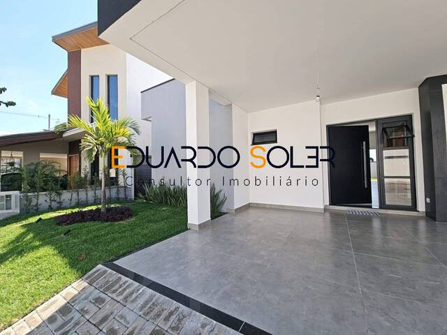 #275 - Casa para Venda em Tremembé - SP - 2