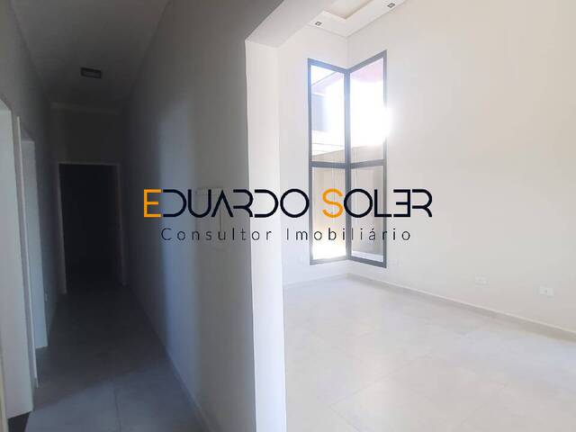 Casa para Venda em Caçapava - 4