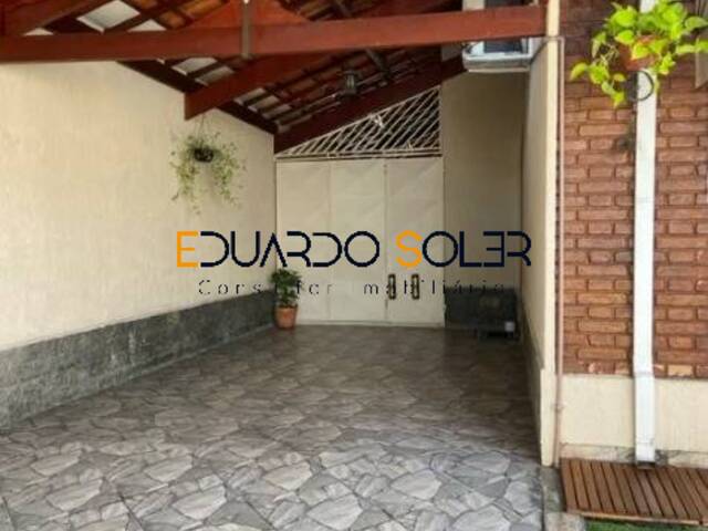 Casa para Venda em Taubaté - 3