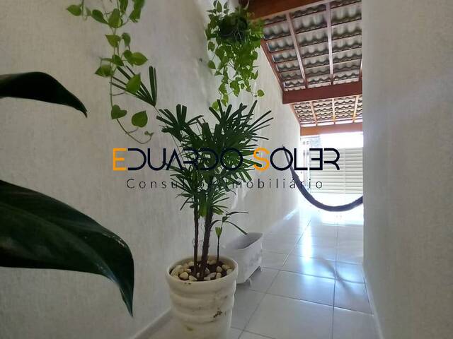 Casa para Venda em Taubaté - 3