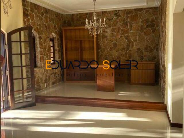Casa para Venda em Taubaté - 4
