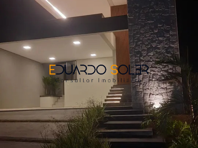 Casa para Venda em Taubaté - 3