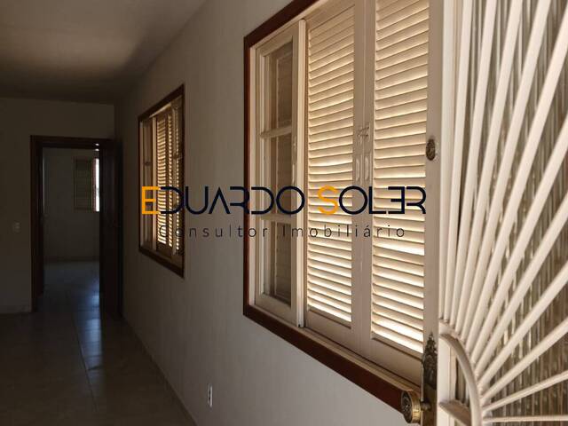 Casa para Venda em Taubaté - 2