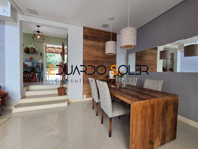 #541 - Casa para Venda em Taubaté - SP