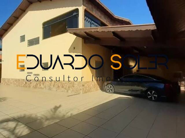 Casa para Venda em Taubaté - 2