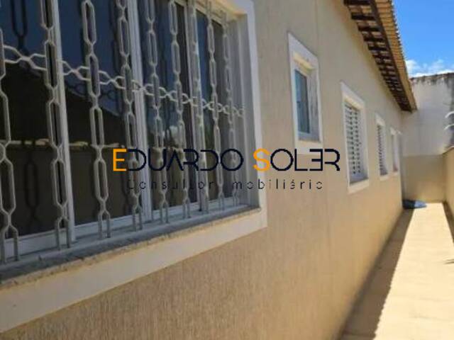 Casa para Venda em Taubaté - 2