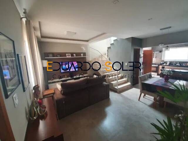 #583 - Casa para Venda em Taubaté - SP
