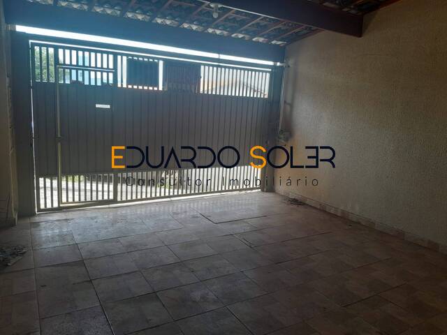 Casa para Venda em Taubaté - 3