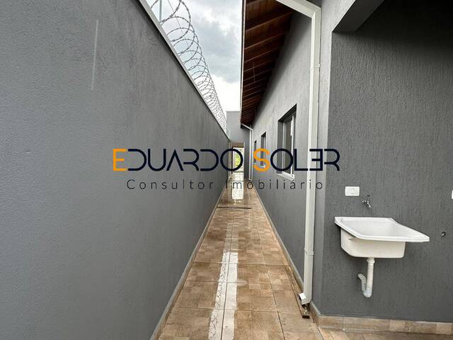 Casa para Venda em Taubaté - 4