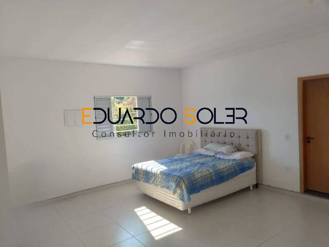 Casa para Venda em Taubaté - 3