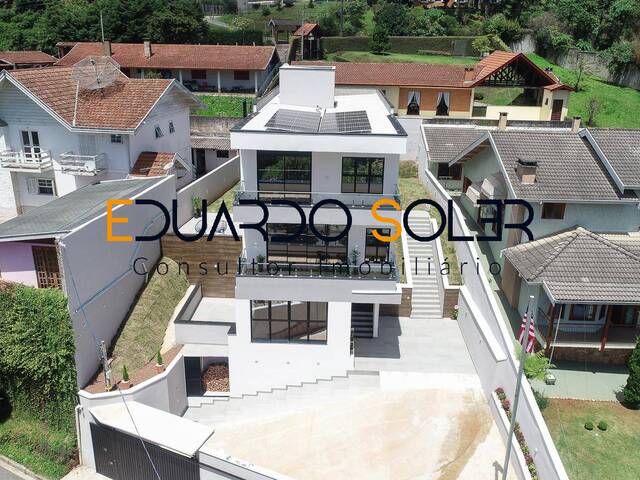 Casa para Venda em Campos do Jordão - 5