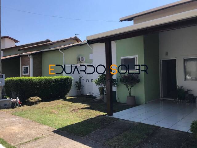 #699 - Casa para Venda em Taubaté - SP - 1