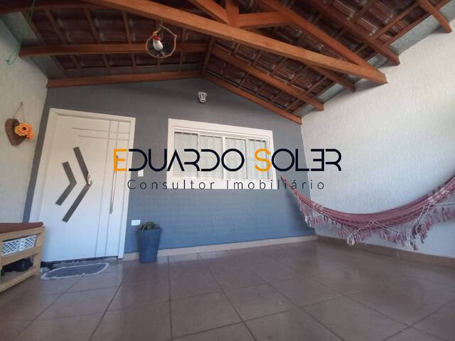#701 - Casa para Venda em Taubaté - SP - 2