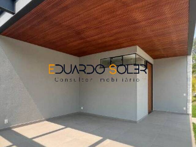 #732 - Casa para Venda em Taubaté - SP - 3