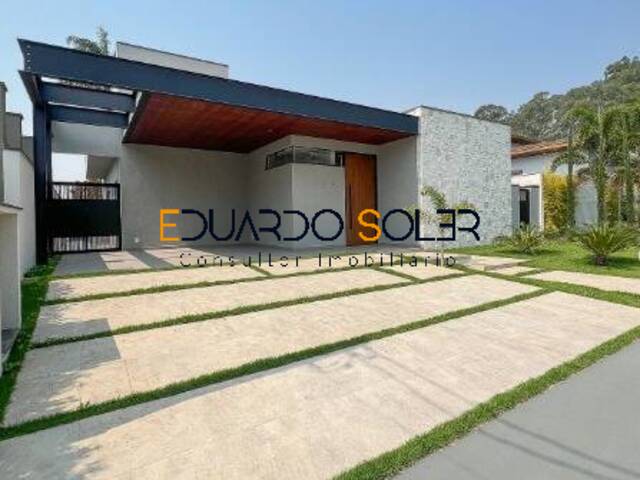 #732 - Casa para Venda em Taubaté - SP - 1