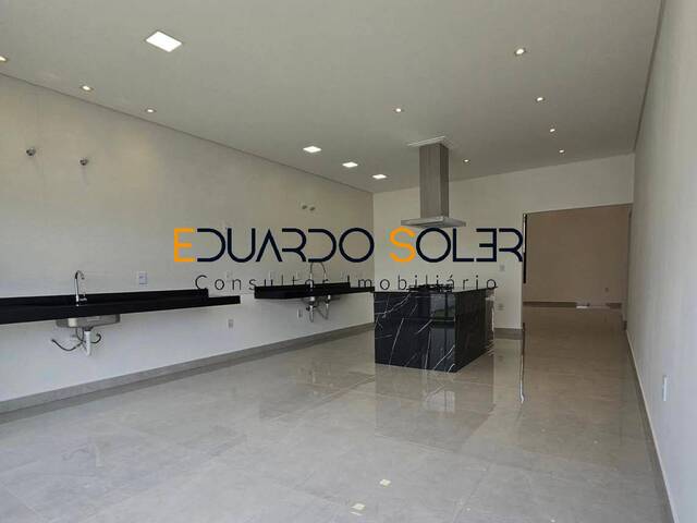 #786 - Casa para Venda em Taubaté - SP - 3