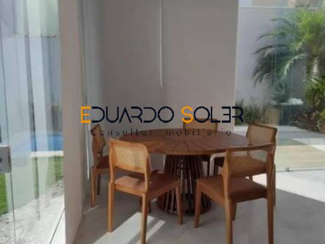 Casa para Locação em Tremembé - 4