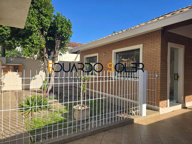 #825 - Casa para Venda em Taubaté - SP - 1