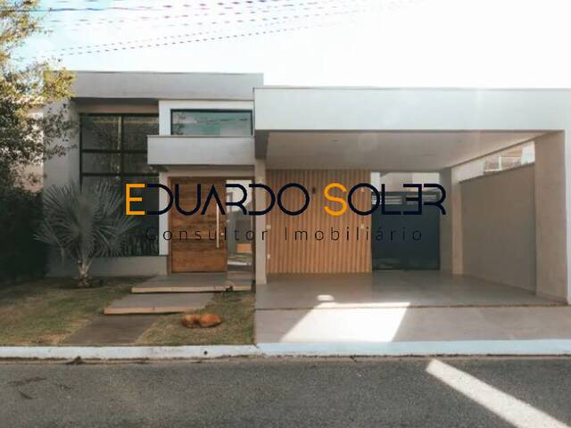 #835 - Casa para Venda em Tremembé - SP - 2