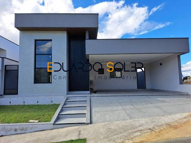 #853 - Casa para Venda em Taubaté - SP