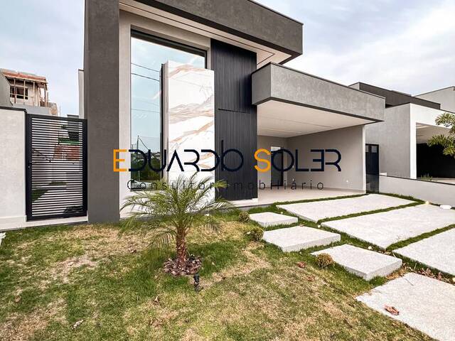#870 - Casa para Venda em Taubaté - SP - 1