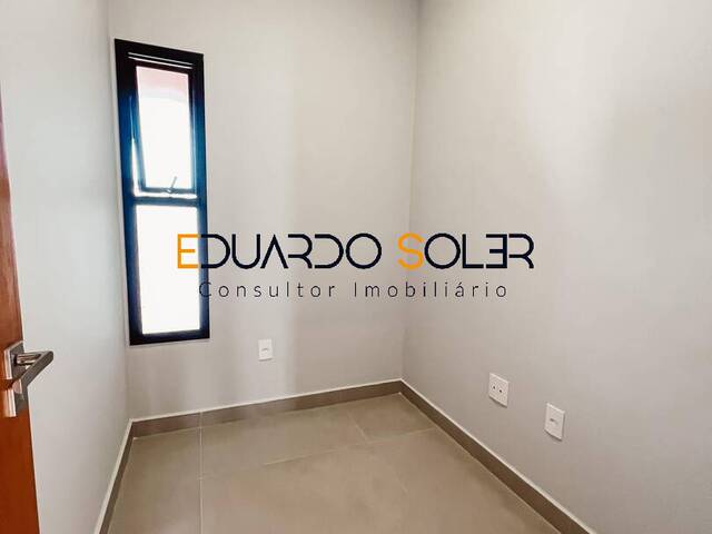 #871 - Casa para Venda em Taubaté - SP - 3