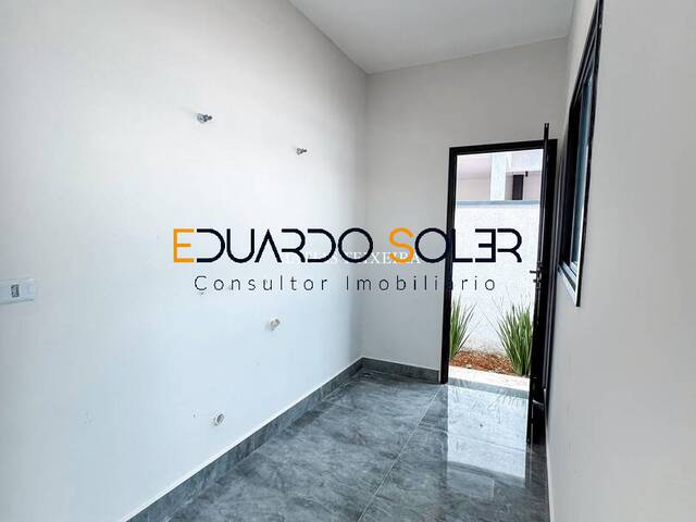 Casa para Venda em Taubaté - 4