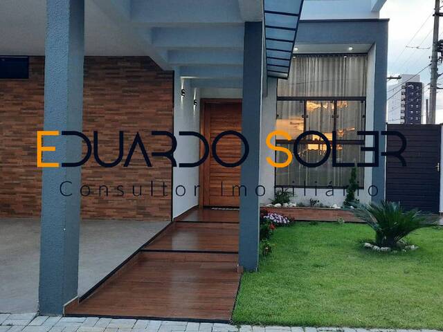 #902 - Casa para Venda em Taubaté - SP - 1