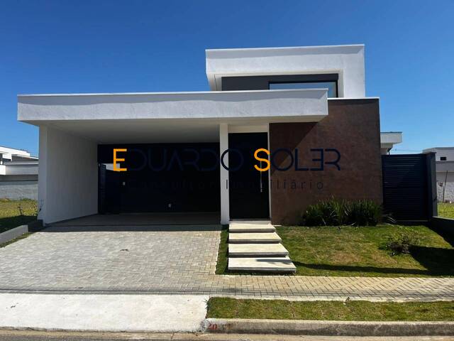 #904 - Casa para Venda em Taubaté - SP - 1