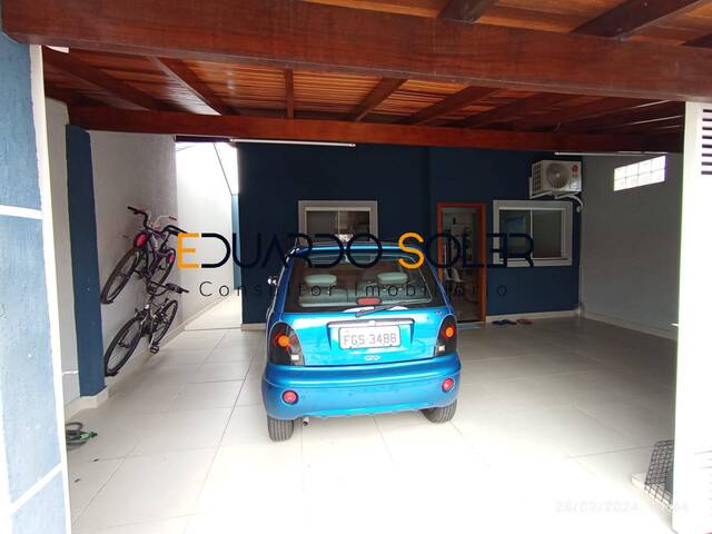 #923 - Casa para Venda em Taubaté - SP - 2