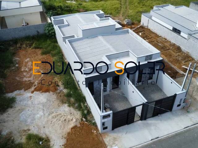 #924 - Casa para Venda em Taubaté - SP - 1