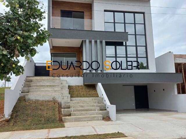 #927 - Casa para Venda em Taubaté - SP - 1