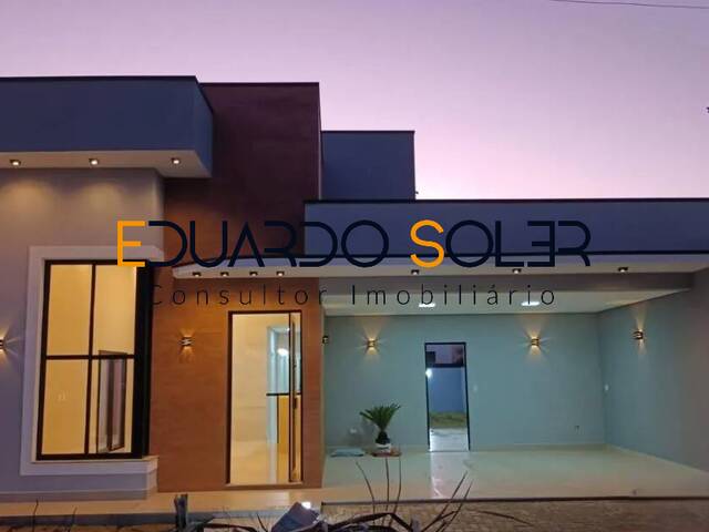 #955 - Casa para Venda em Taubaté - SP - 1