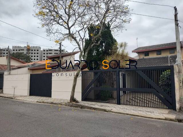 #960 - Casa para Venda em Taubaté - SP - 2