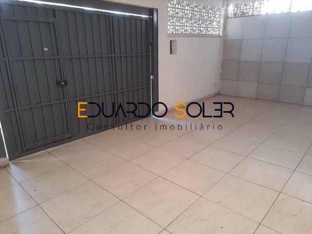 #970 - Casa para Venda em Taubaté - SP - 2