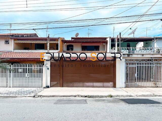 #980 - Casa para Venda em Taubaté - SP - 1