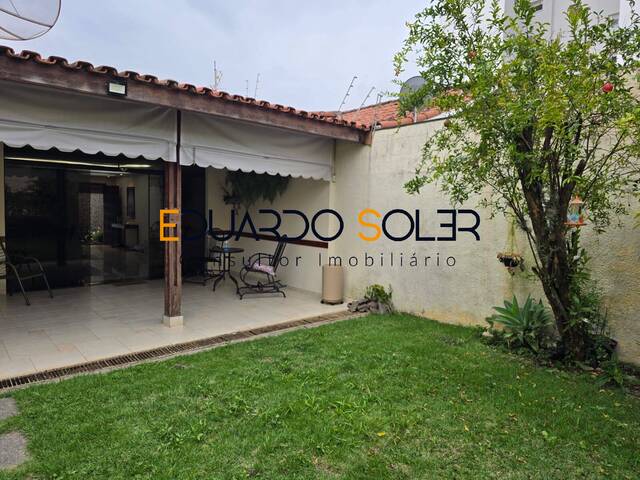 #982 - Casa para Venda em Taubaté - SP - 2